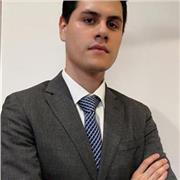 Maestro en Derecho Constitucional, especializado en el Proceso Legislativo Federal